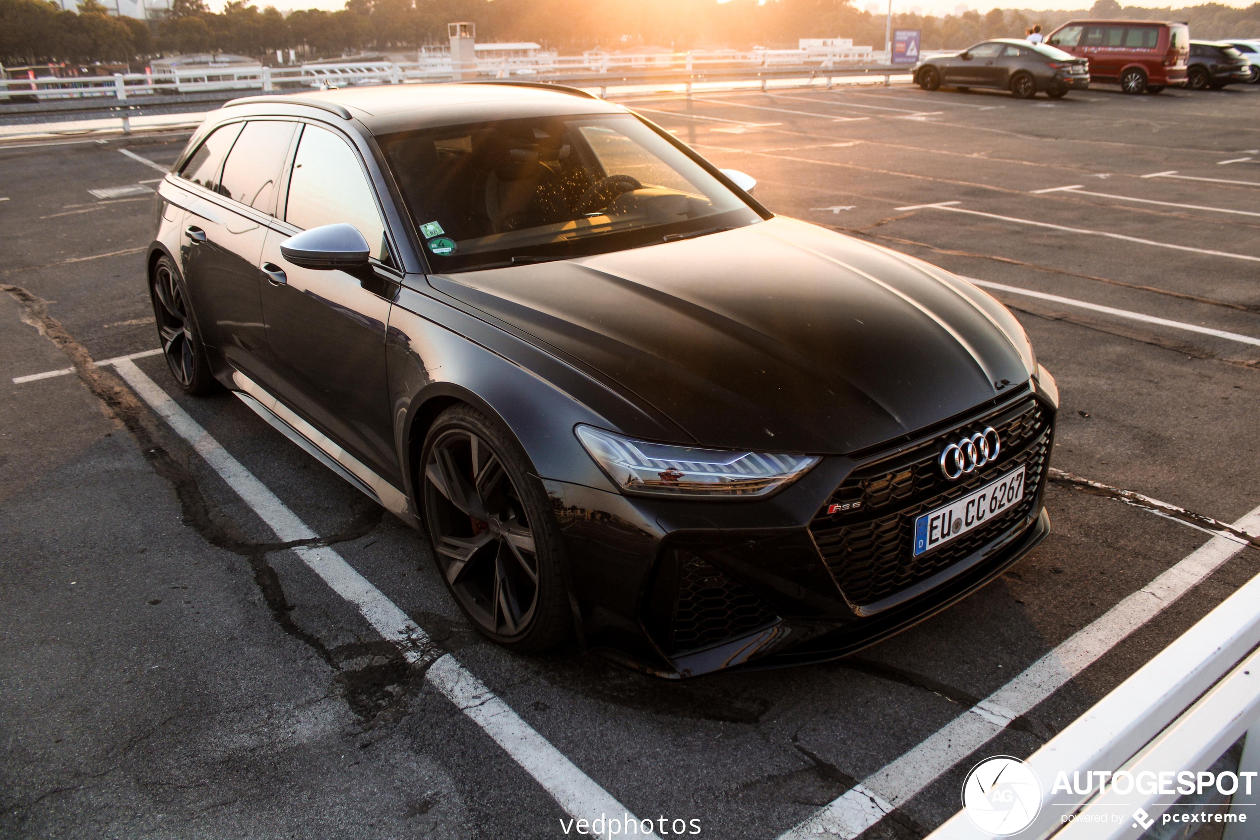 Audi RS6 Avant C8