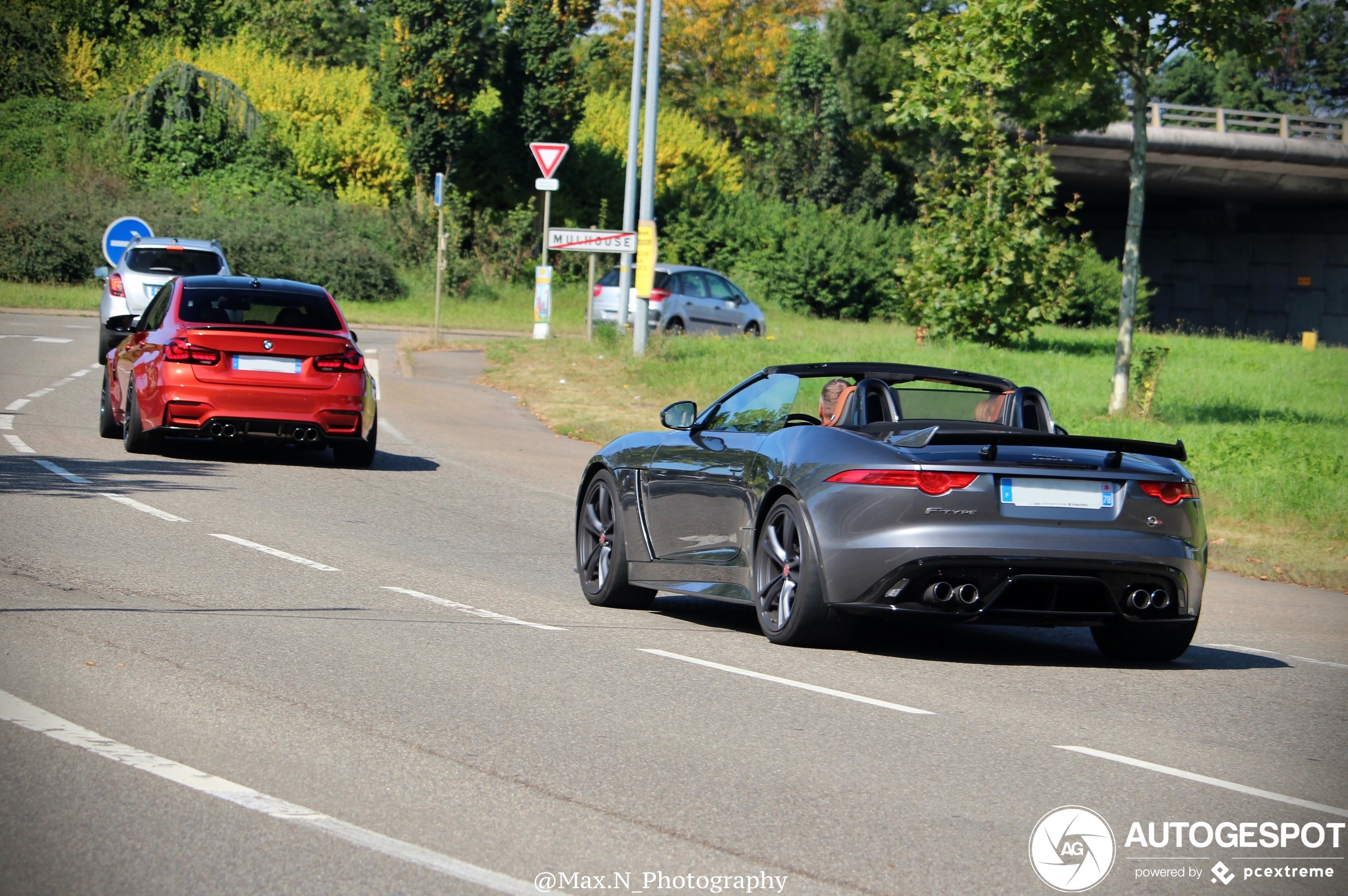 Jaguar F-TYPE SVR Convertible