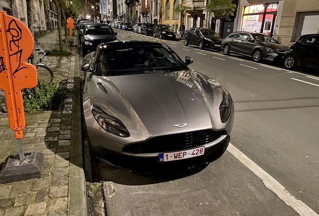 Aston Martin DB11 V8