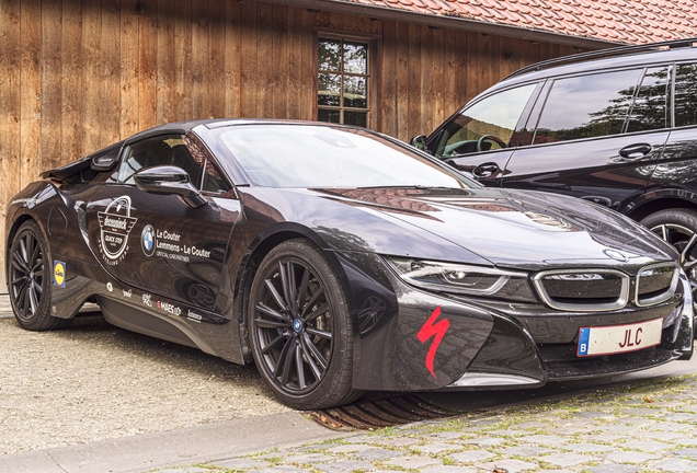 BMW i8 Roadster First Edition