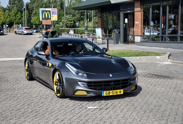 Ferrari FF