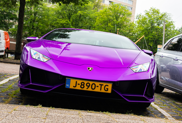 Lamborghini Huracán LP640-4 EVO