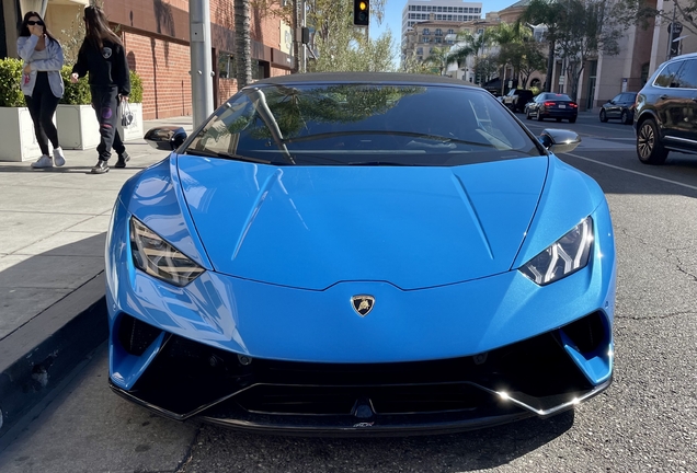 Lamborghini Huracán LP640-4 Performante Spyder