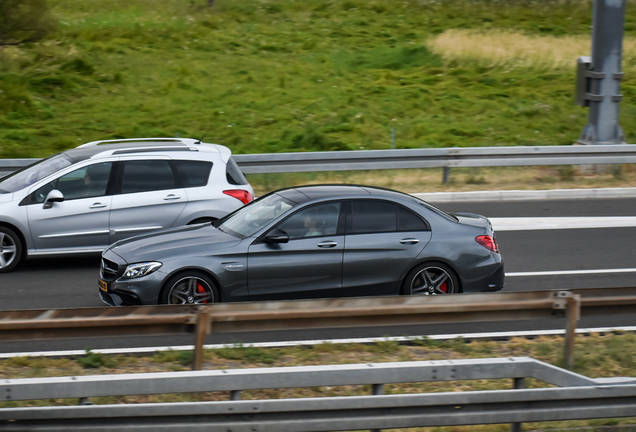 Mercedes-AMG C 63 S W205