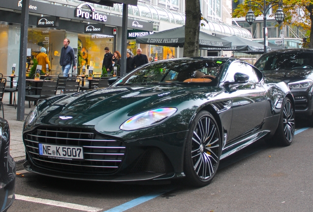 Aston Martin DBS Superleggera