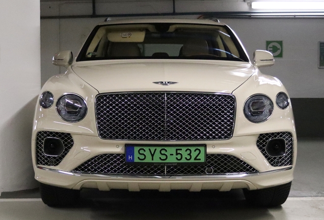 Bentley Bentayga Hybrid 2021