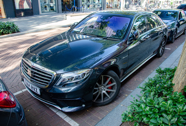 Mercedes-Benz S 63 AMG V222