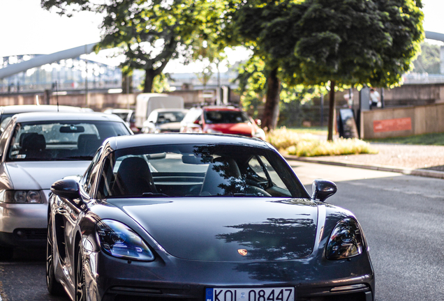 Porsche 718 Cayman GTS