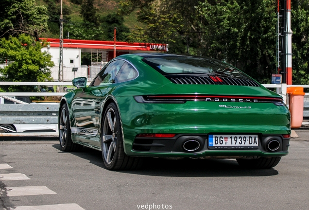 Porsche 992 Carrera 4S