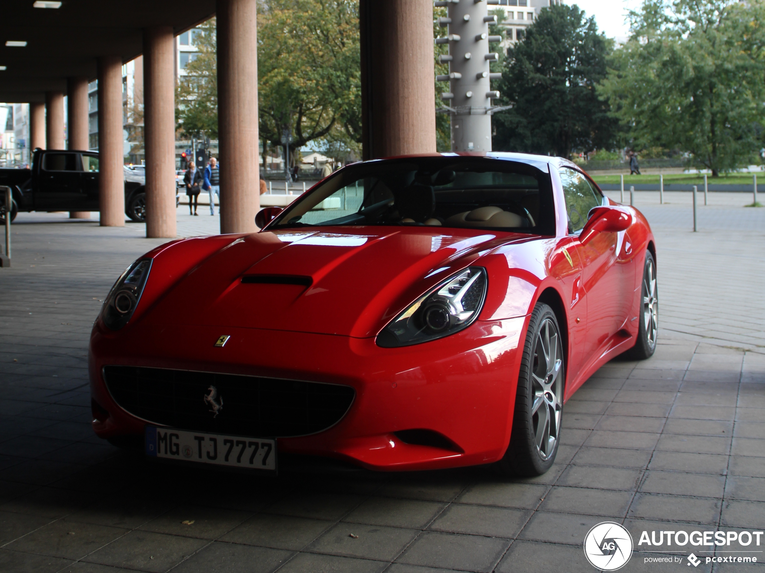 Ferrari California