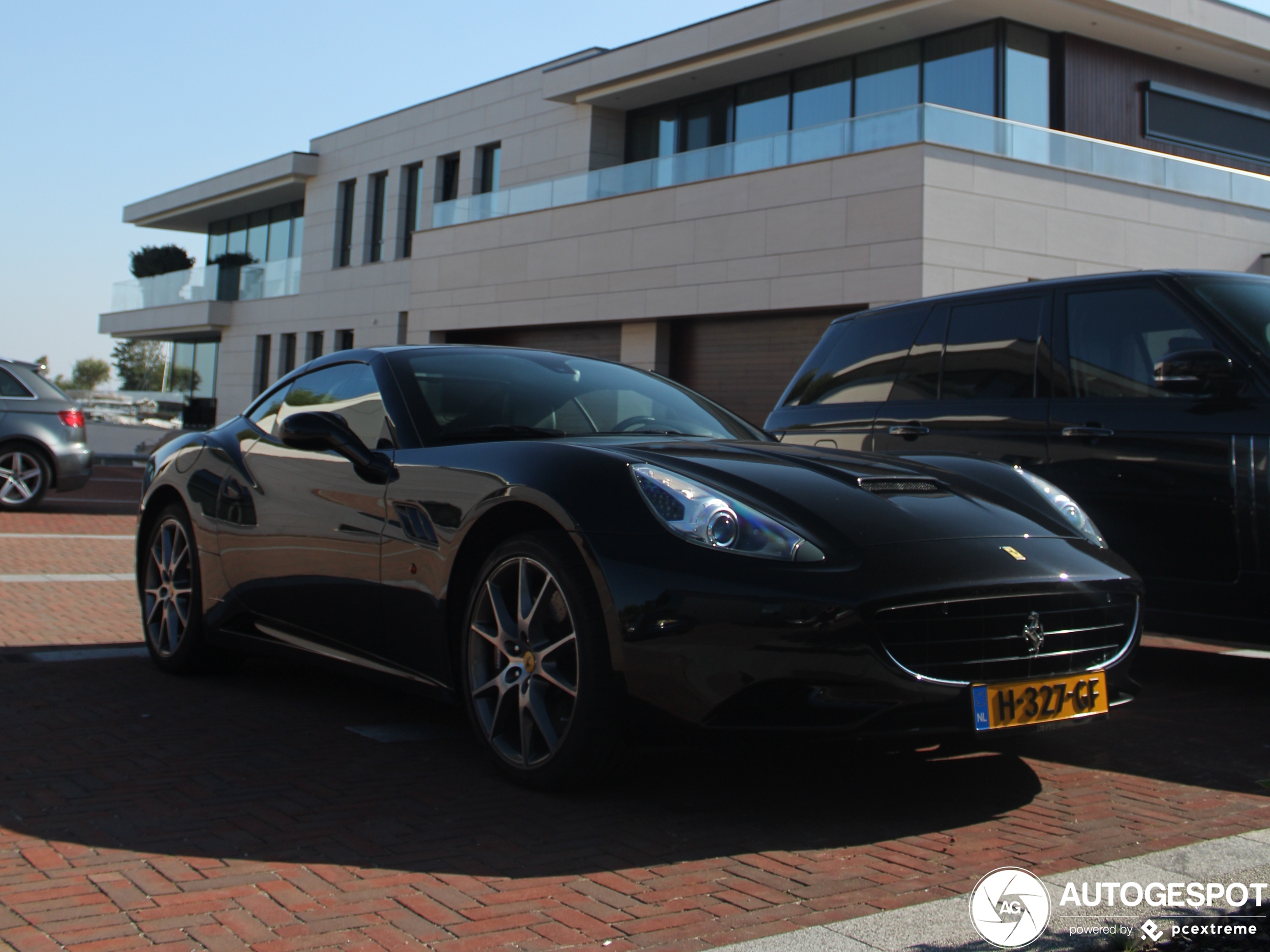 Ferrari California