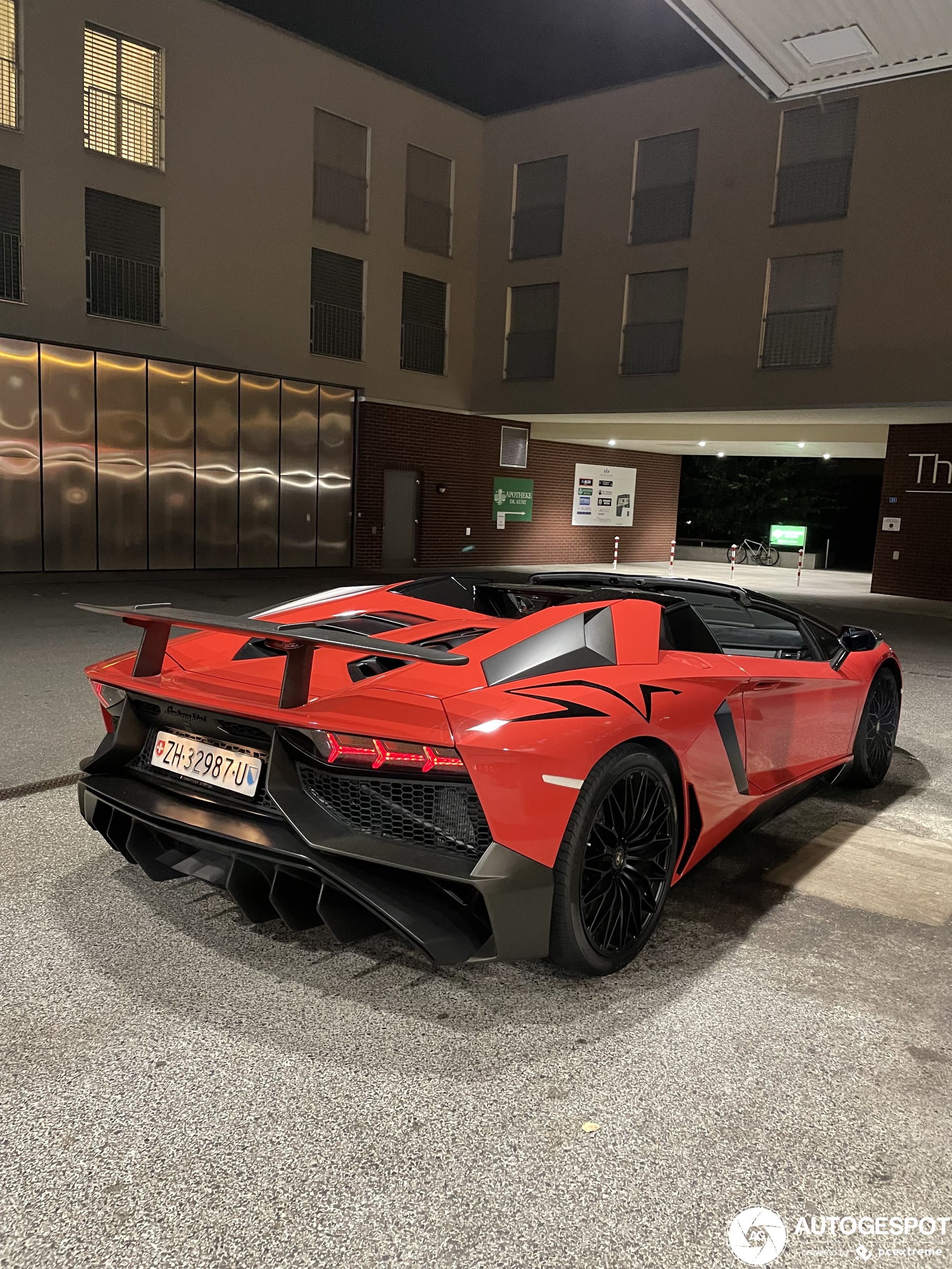 Lamborghini Aventador LP750-4 SuperVeloce Roadster