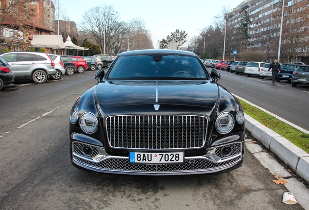 Bentley Flying Spur V8 2021