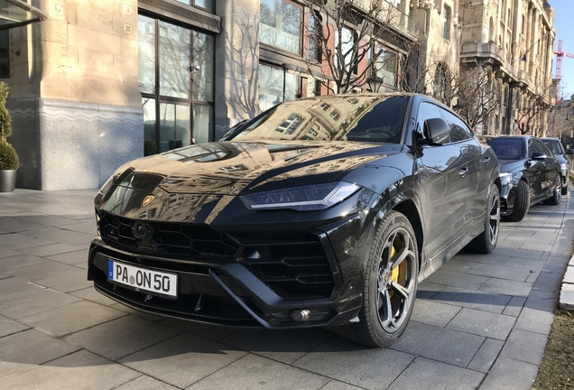 Lamborghini Urus