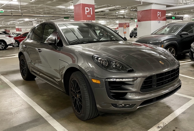 Porsche 95B Macan GTS