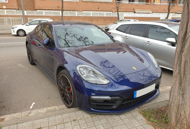 Porsche 971 Panamera GTS MkI