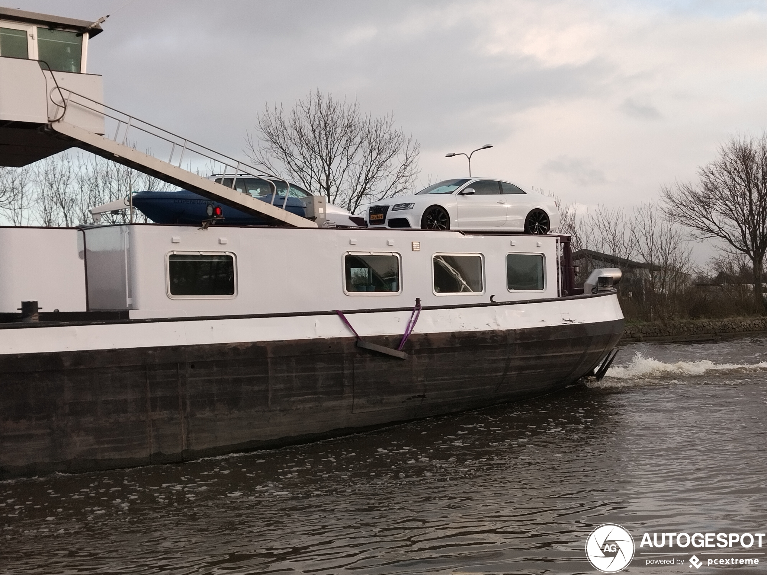 Containerschip wint de gouden beker