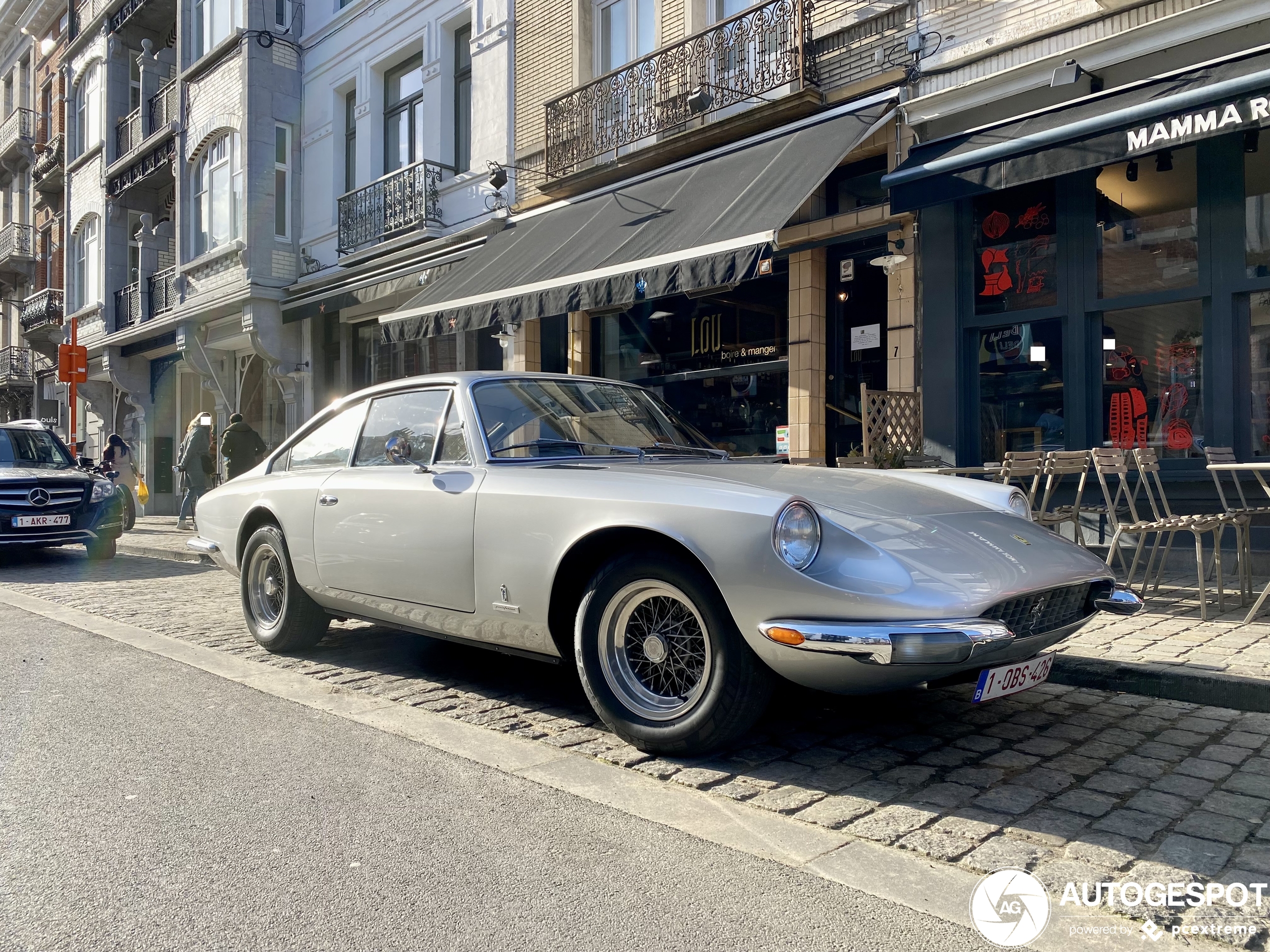 Ferrari 365 GT 2+2