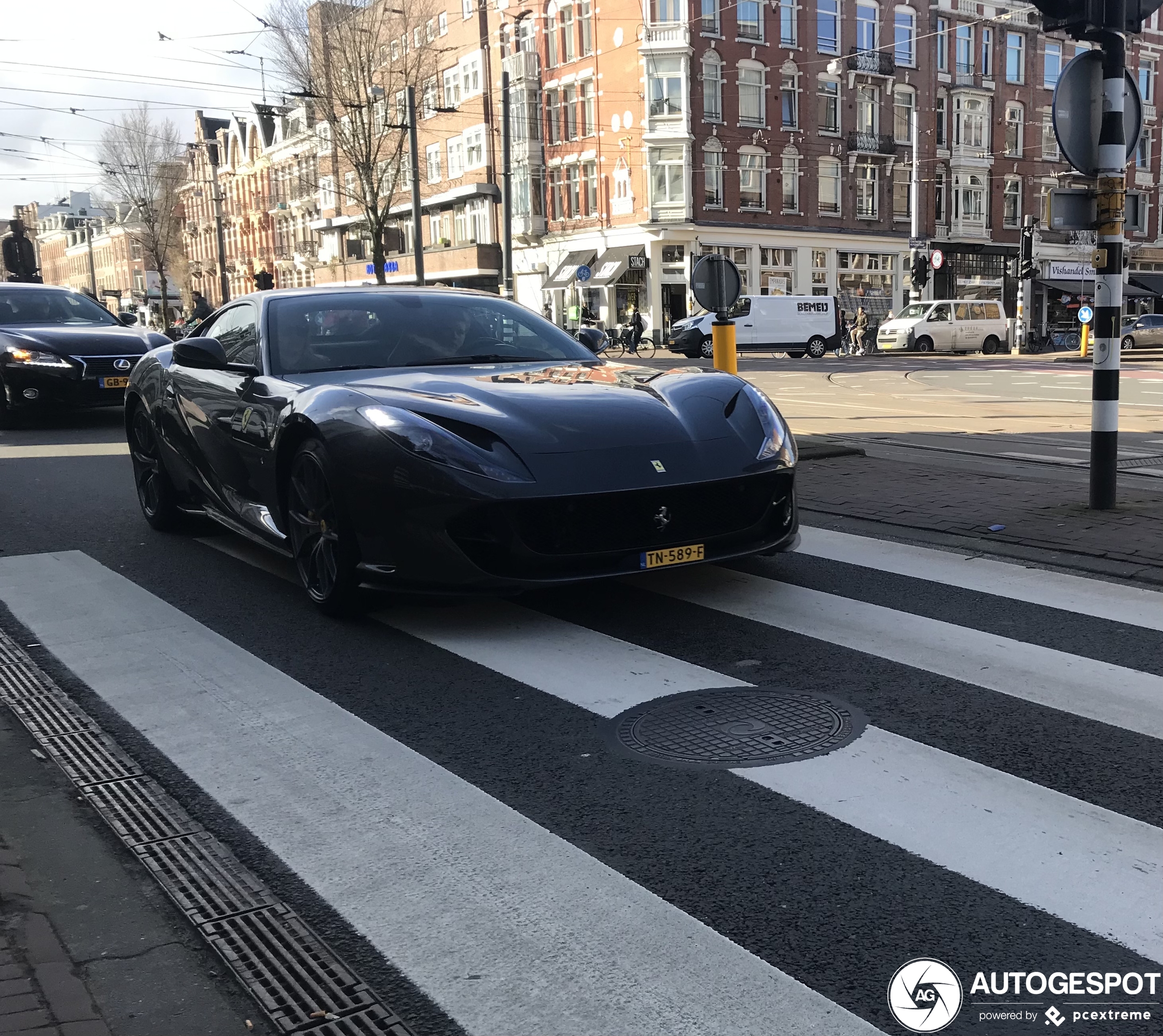 Ferrari 812 Superfast