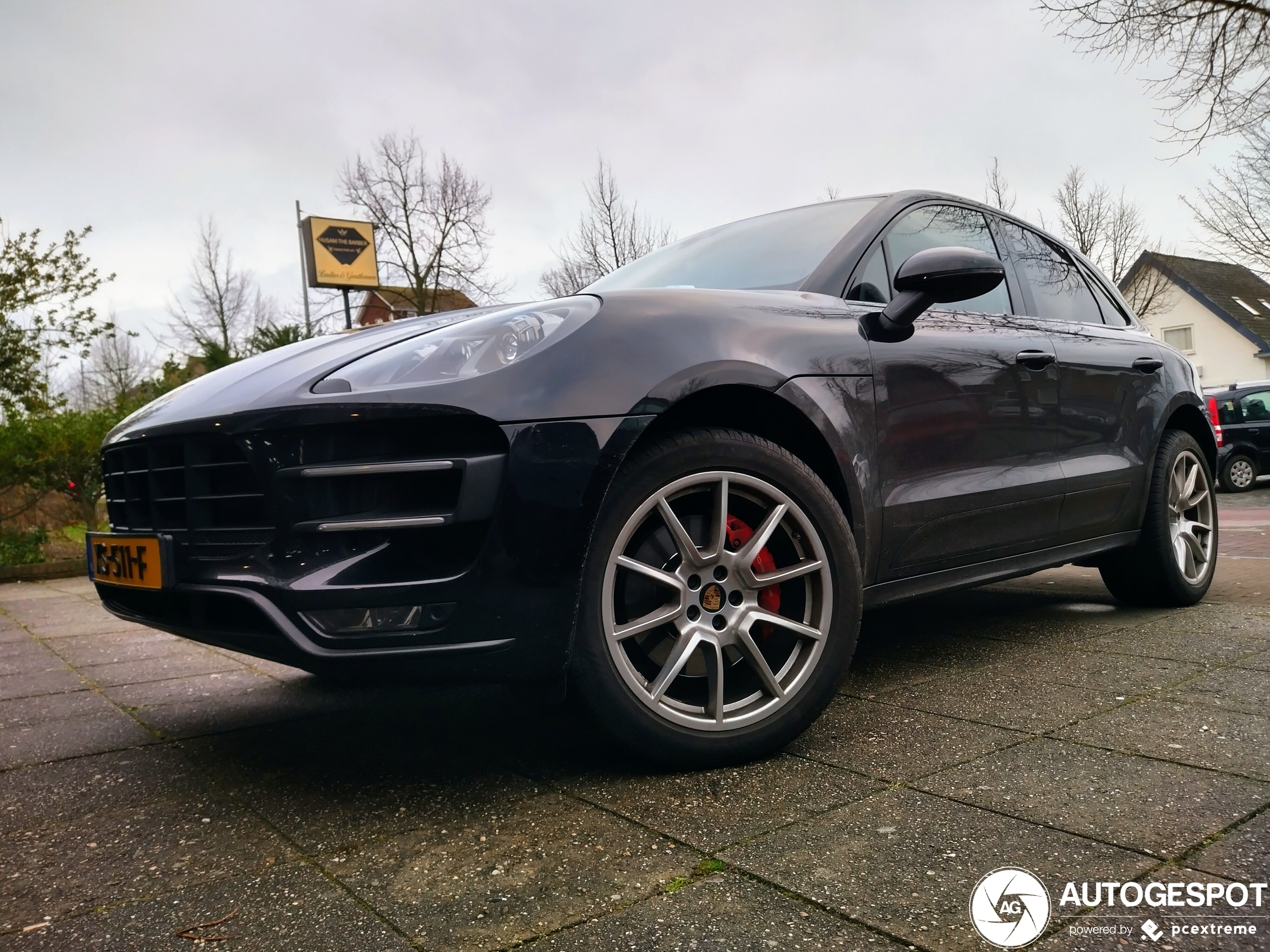 Porsche 95B Macan Turbo