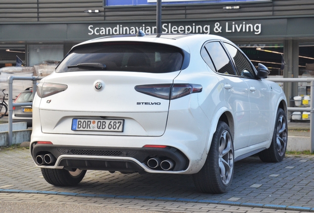 Alfa Romeo Stelvio Quadrifoglio 2020