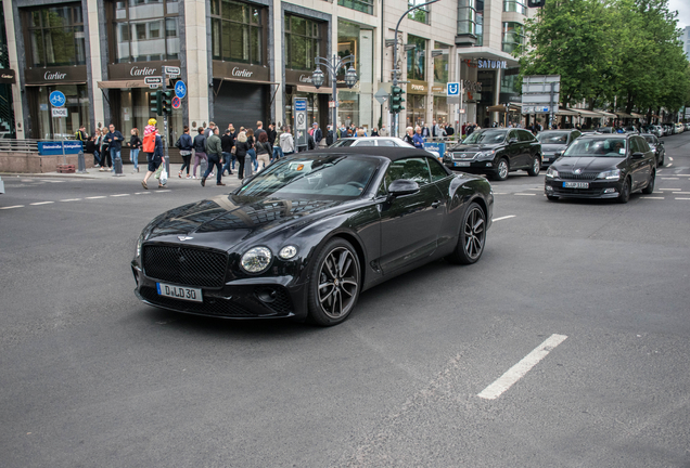 Bentley Continental GTC 2019