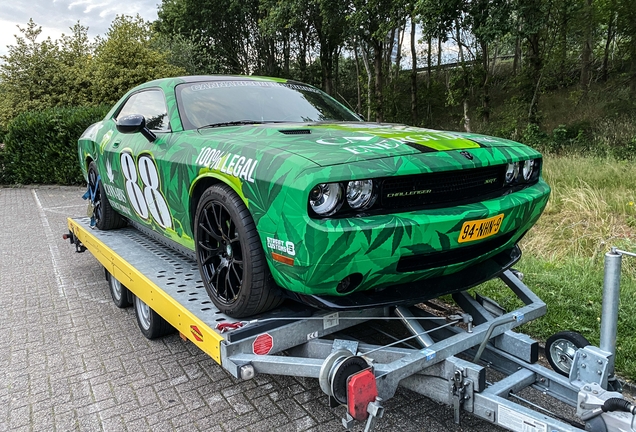 Dodge Challenger SRT-8 Mongoose