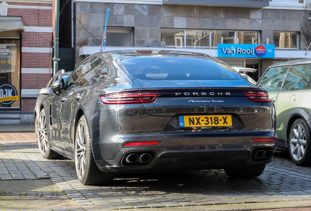 Porsche 971 Panamera Turbo