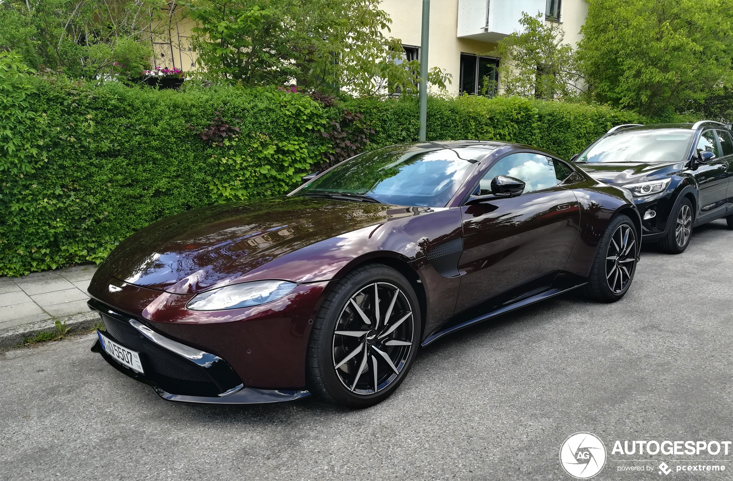 Aston Martin V8 Vantage 2018