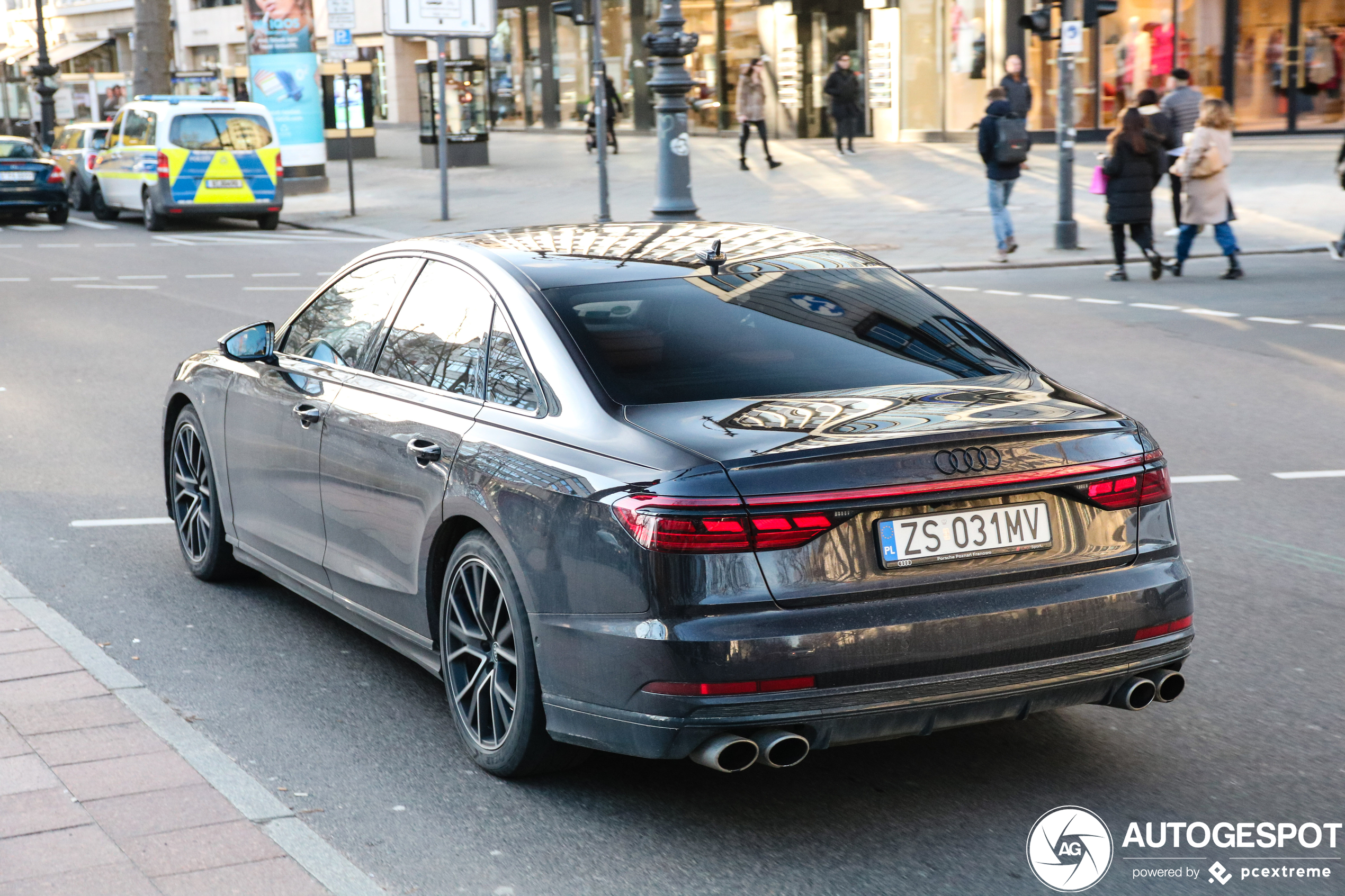 Audi S8 D5