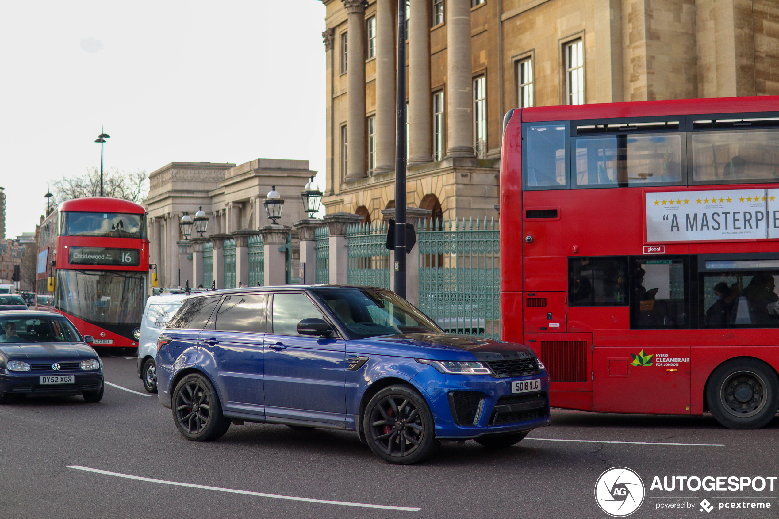 Land Rover Range Rover Sport SVR 2018 Carbon Edition