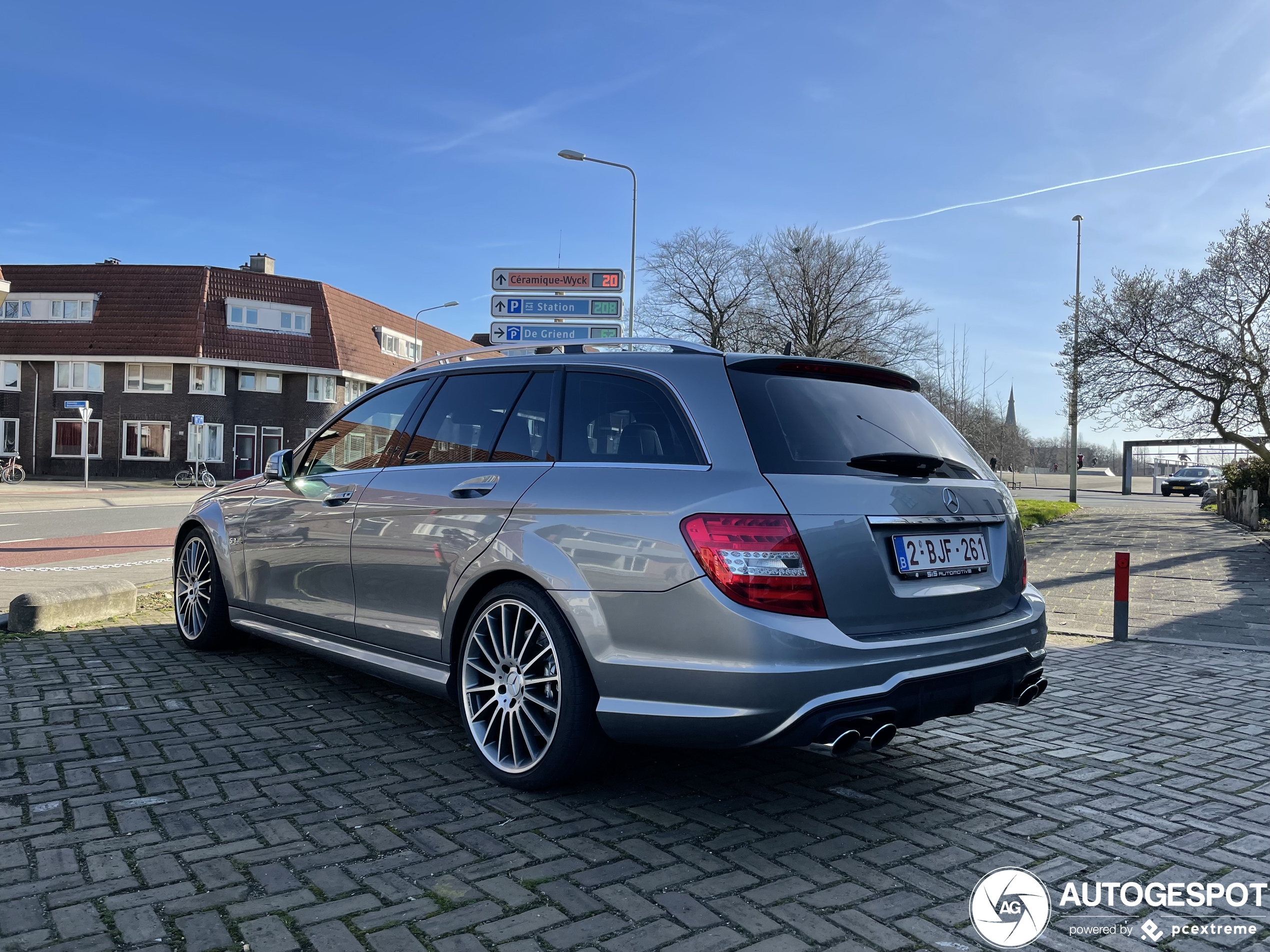 Mercedes-Benz C 63 AMG Estate 2012