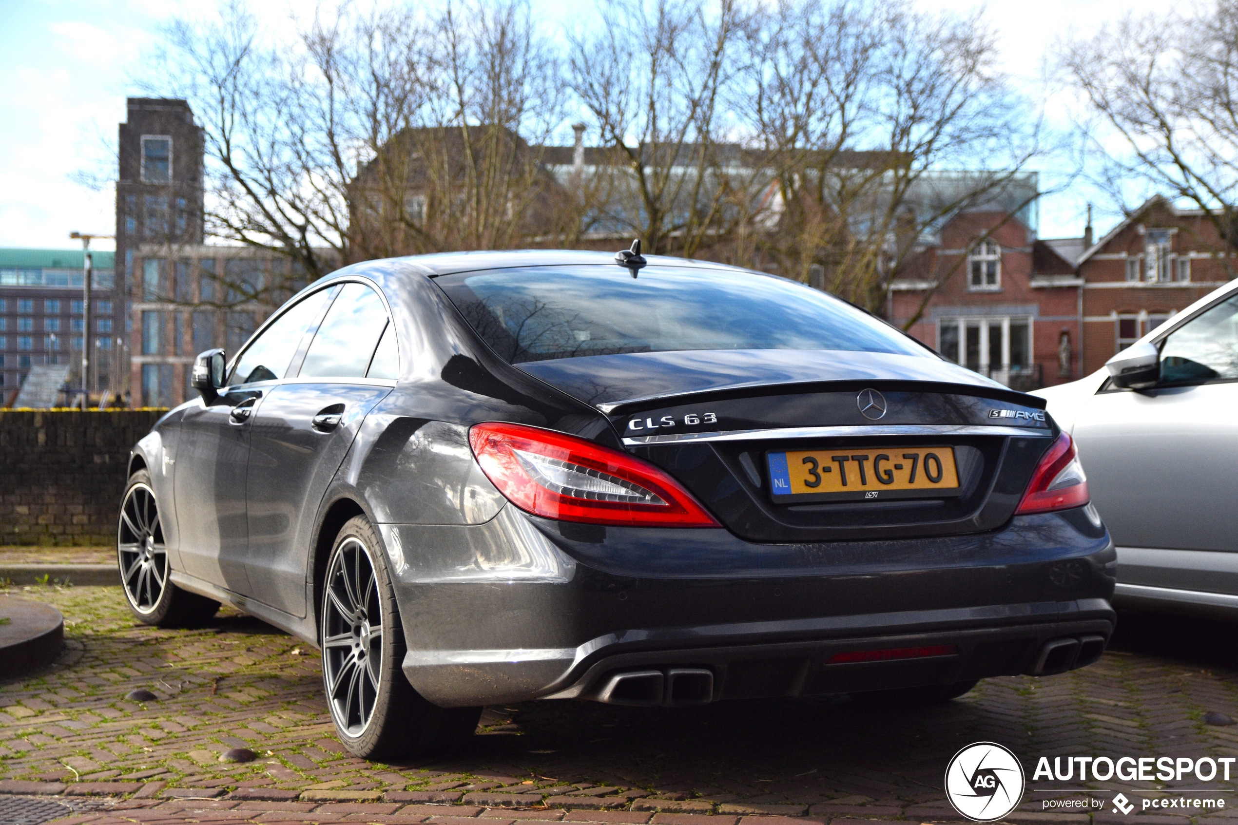 Mercedes-Benz CLS 63 AMG S C218