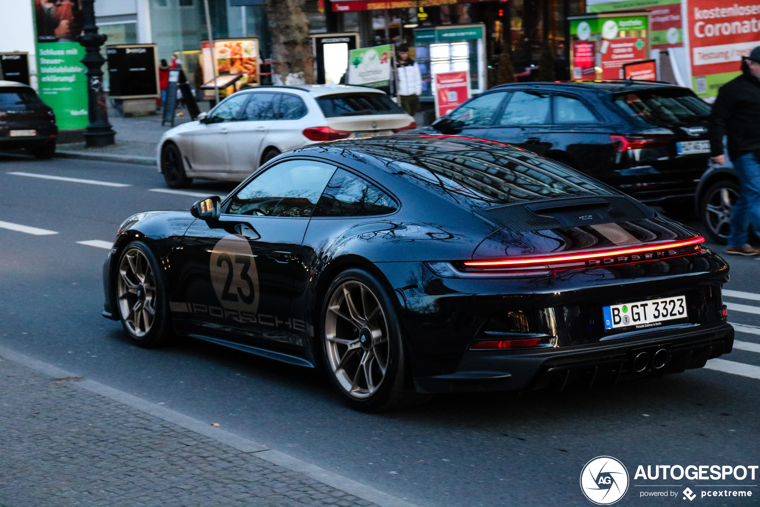 Porsche 992 GT3 Touring