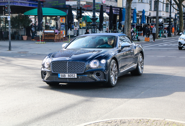 Bentley Continental GTC V8 2020 Mulliner