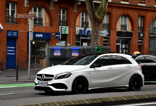 Mercedes-AMG A 45 W176 2015