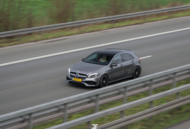 Mercedes-AMG A 45 W176 2015