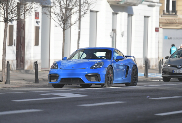 Porsche 718 Cayman GT4