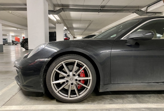 Porsche 992 Carrera S