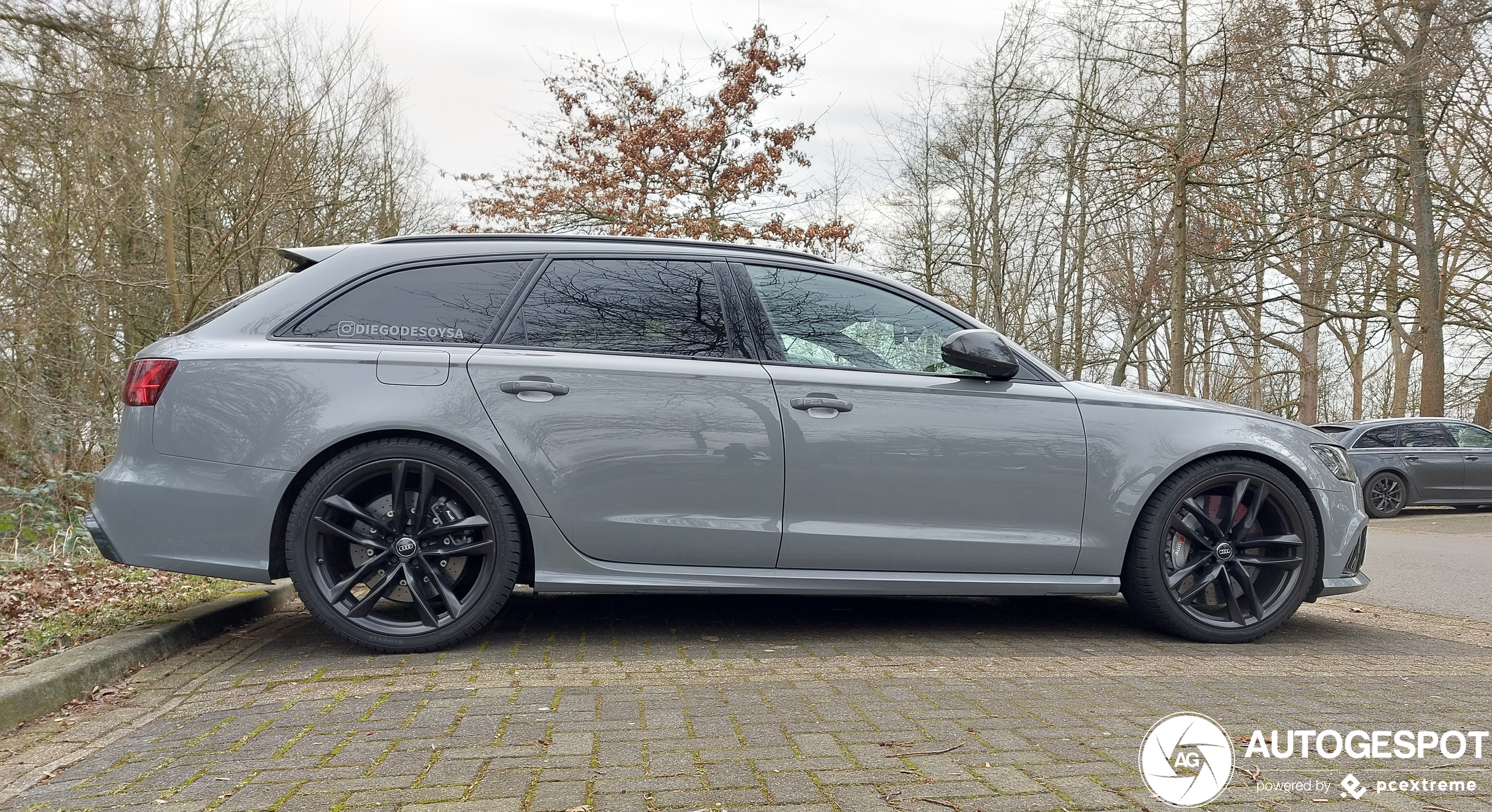 Audi RS6 Avant C7 2015