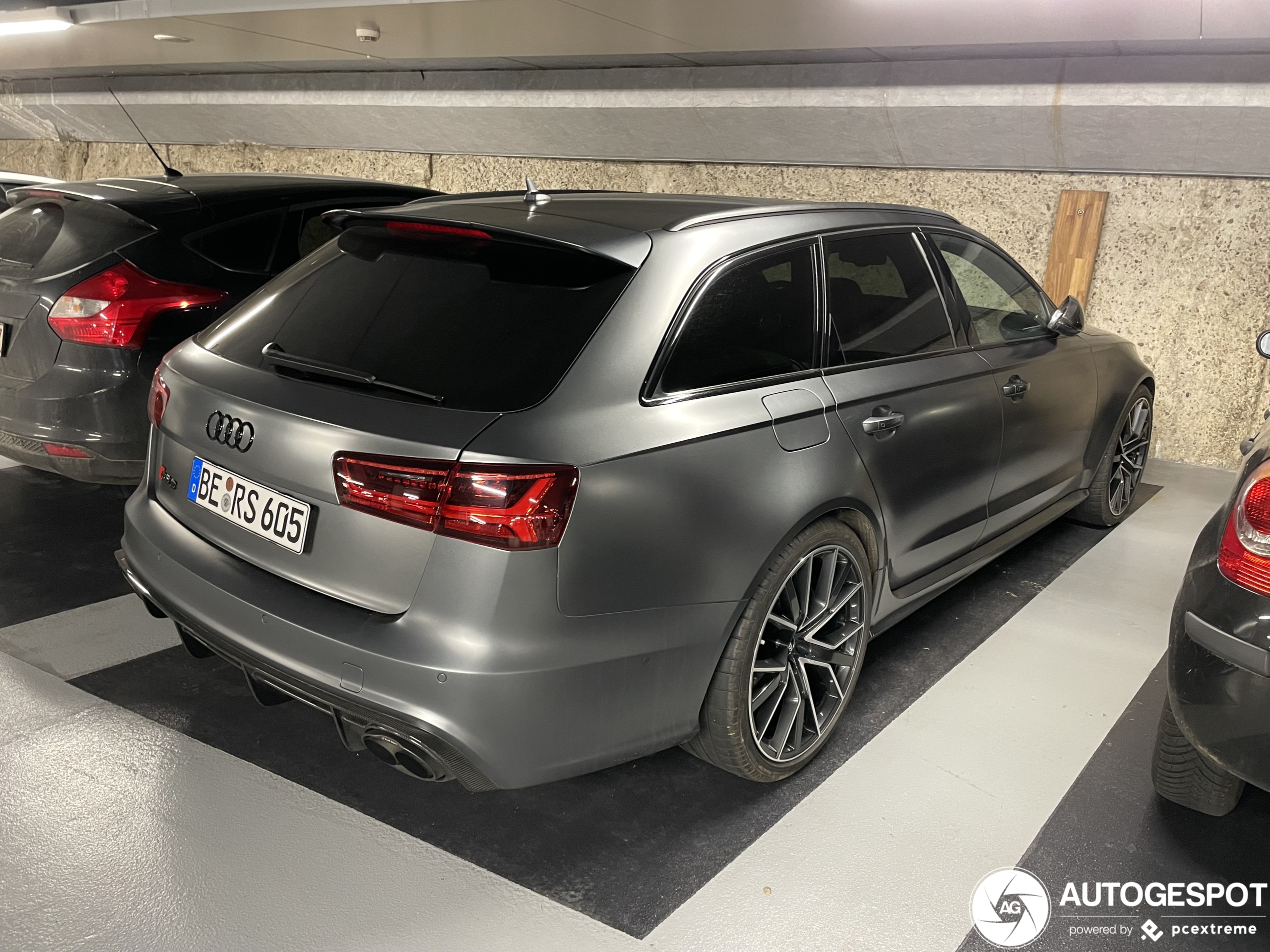 Audi RS6 Avant C7 2015