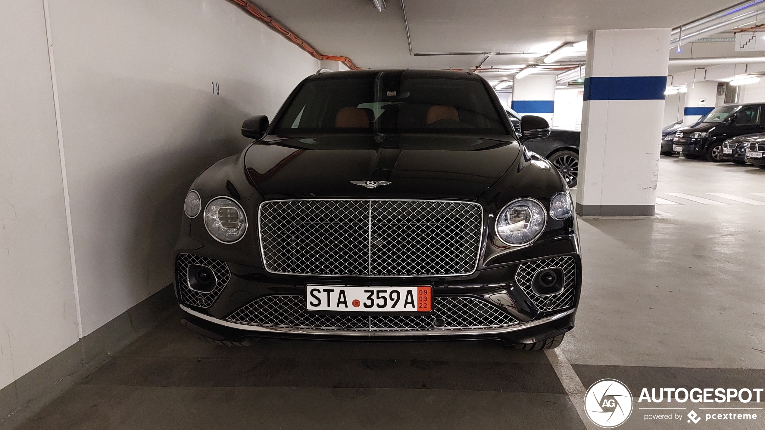 Bentley Bentayga Hybrid 2021