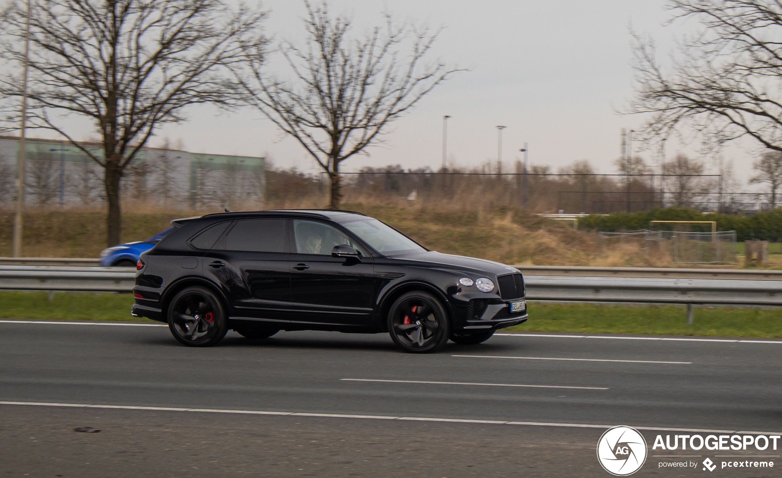 Bentley Bentayga V8 2021