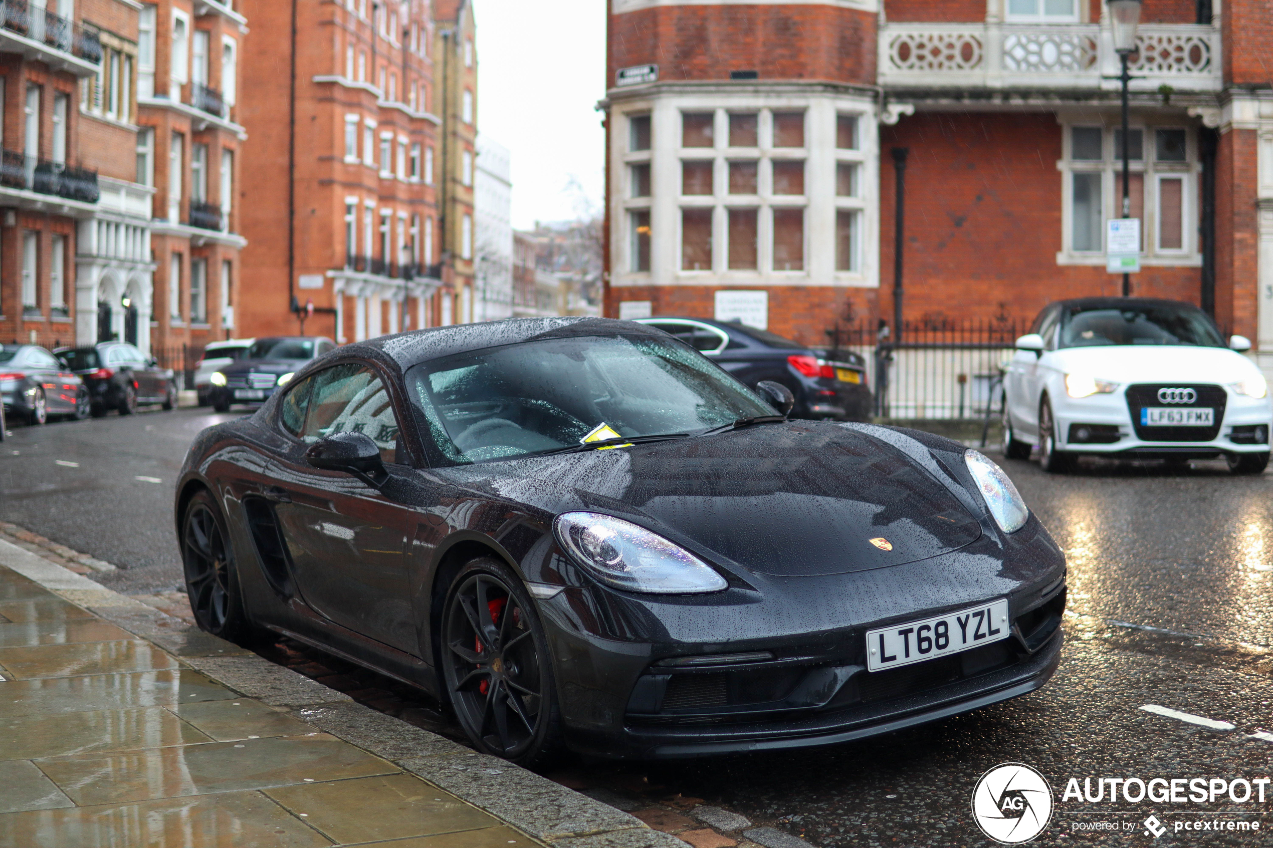 Porsche 718 Cayman GTS