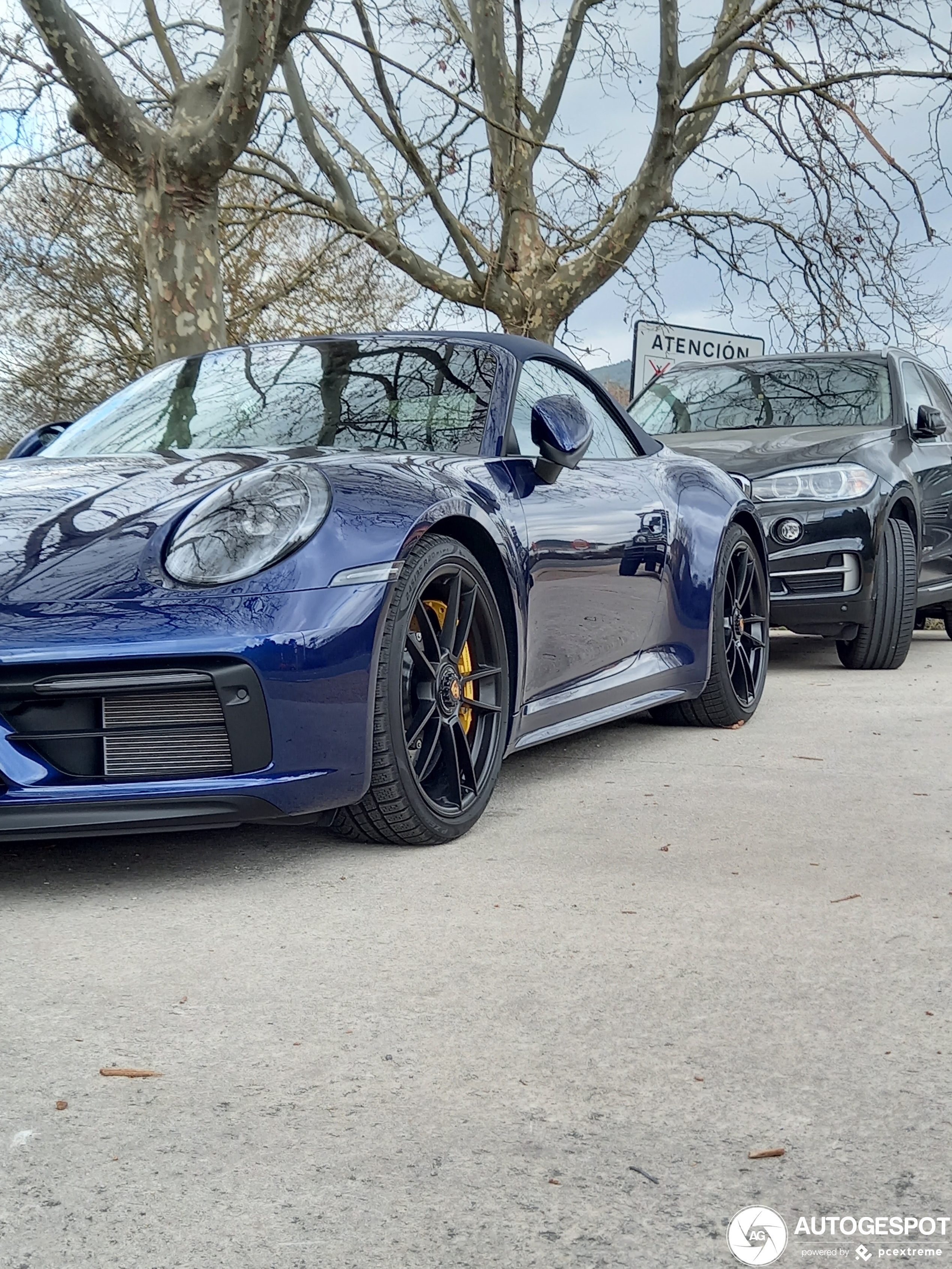 Porsche 992 Carrera 4 GTS Cabriolet