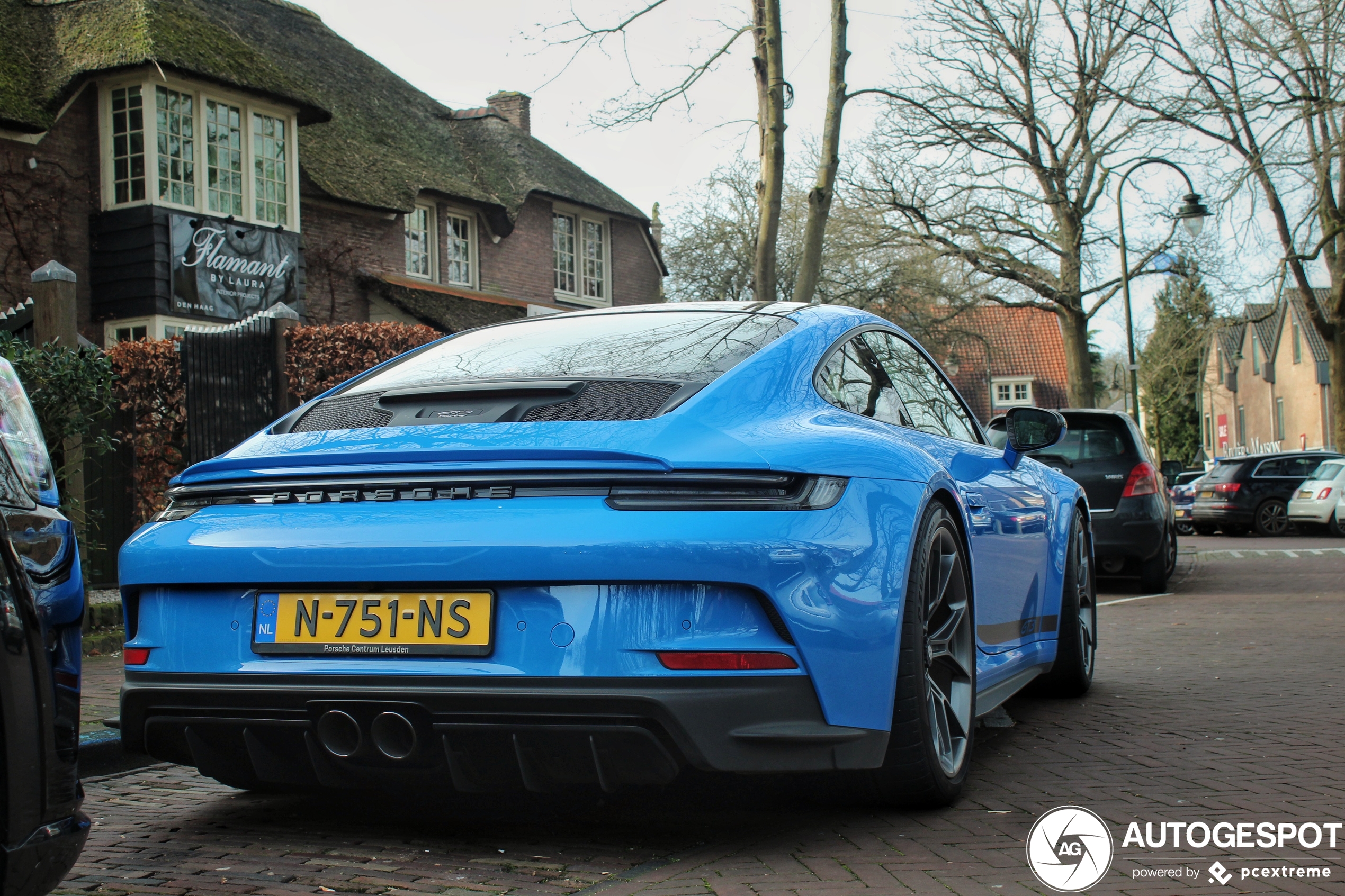 Porsche 992 GT3 Touring