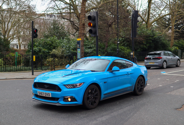 Ford Mustang GT 2015 Black Shadow Edition