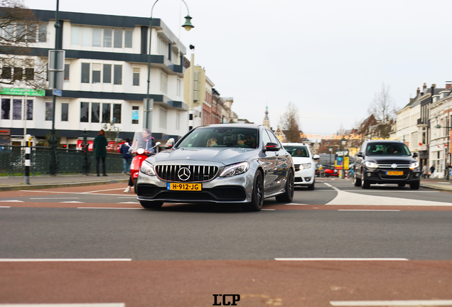 Mercedes-AMG C 63 S W205