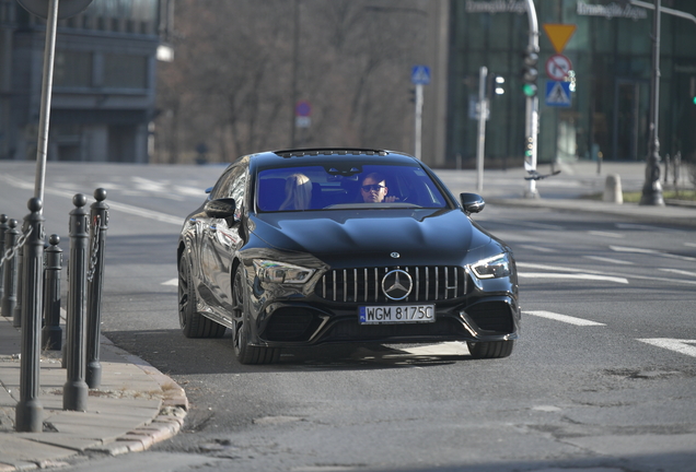 Mercedes-AMG GT 63 S X290