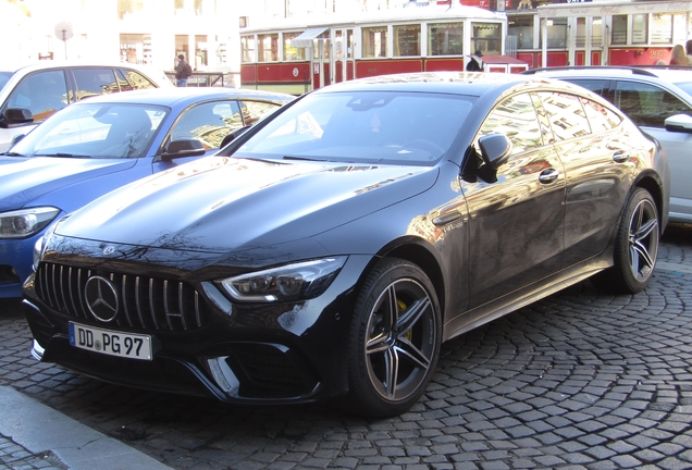 Mercedes-AMG GT 63 S X290